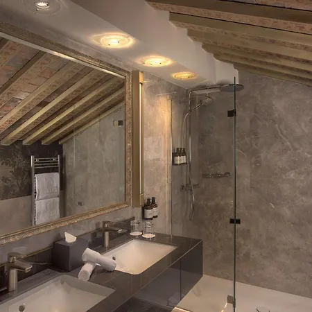Nh Collection Grand Palazzo Dei Dogi 5*