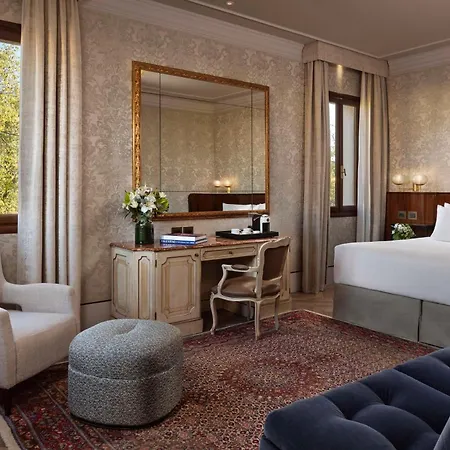 Nh Collection Grand Palazzo Dei Dogi Hotell 5*