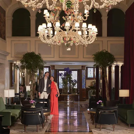 Hotel Nh Collection Grand Palazzo Dei Dogi 5*