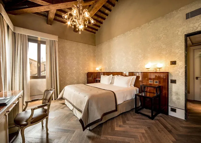 Nh Collection Grand Palazzo Dei Dogi Hotel